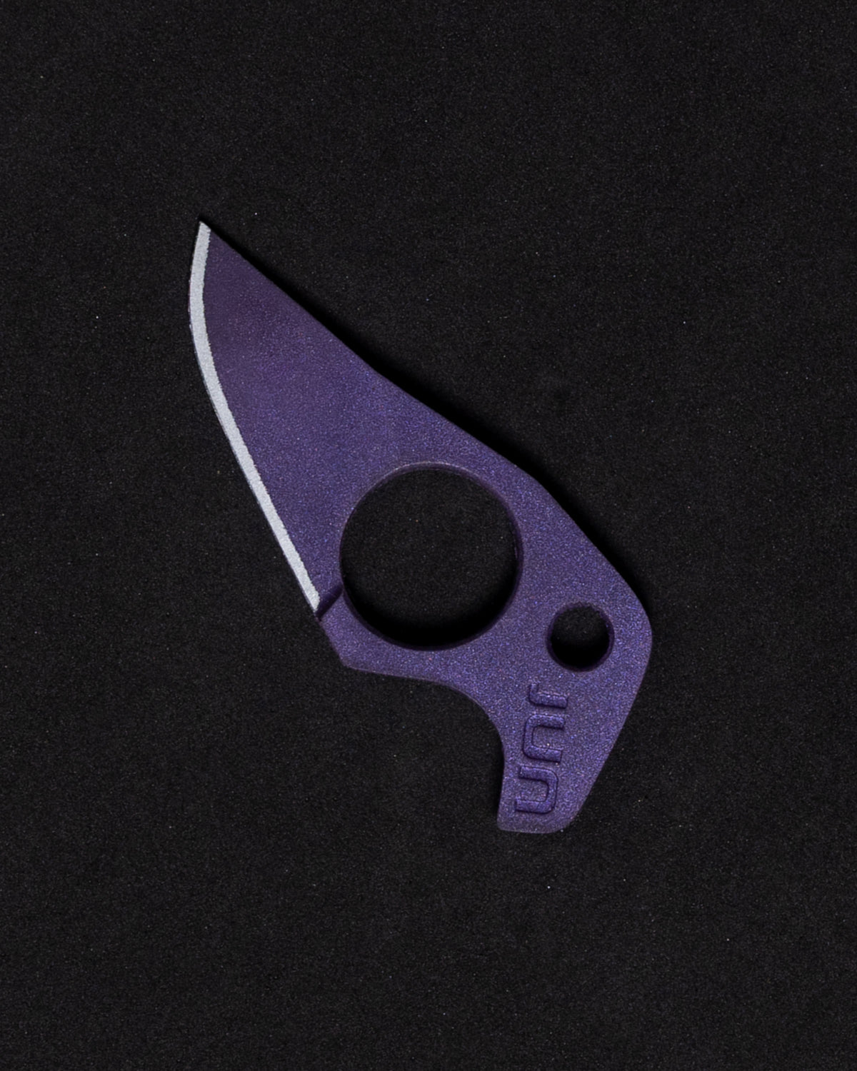 CY 001 CYBERPUNK Fingermesser